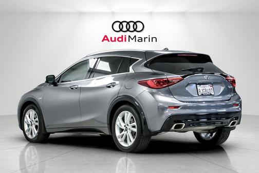 2019 INFINITI QX30 LUXE