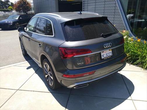 2022 Audi Q5 45 S line Premium Plus