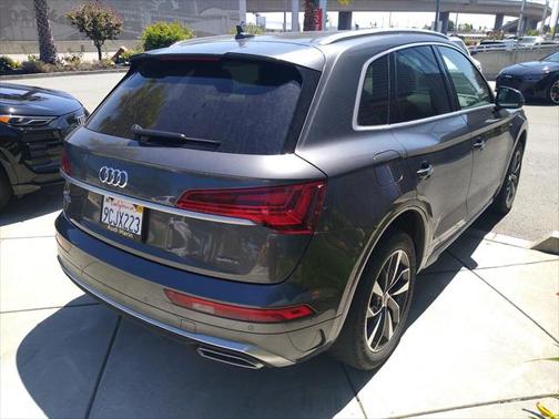 2022 Audi Q5 45 S line Premium Plus