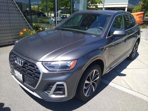 2022 Audi Q5 45 S line Premium Plus