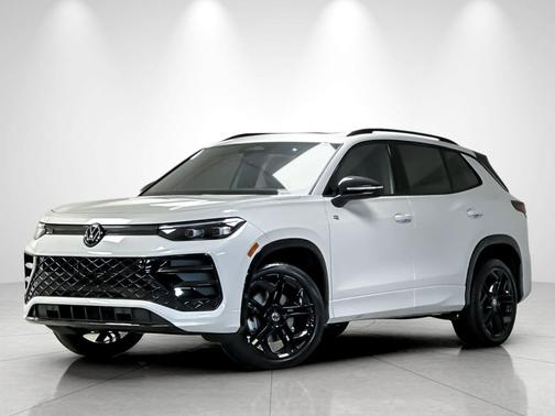 opal white pearl 2026 Volkswagen Tiguan 2.0T SE R-Line Black 4MOTION