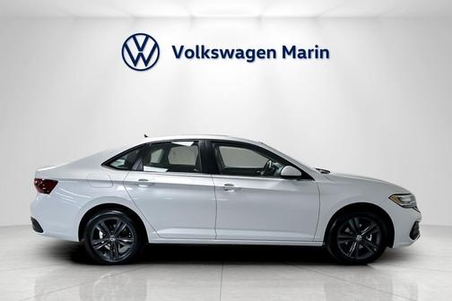 2022 Volkswagen Jetta 1.5T SE