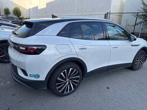 2023 Volkswagen ID.4 Pro S Plus