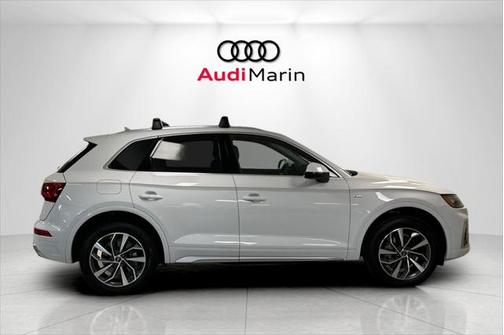 2022 Audi Q5 45 S line Premium