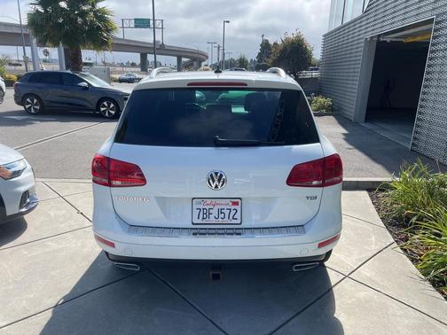 2013 Volkswagen Touareg TDI Lux