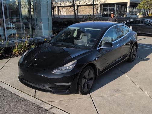 2019 Tesla Model 3 Mid Range