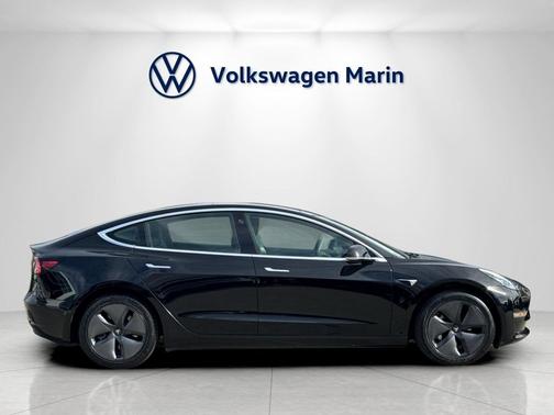2019 Tesla Model 3 Mid Range