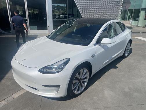 2020 Tesla Model 3 Standard Range Plus