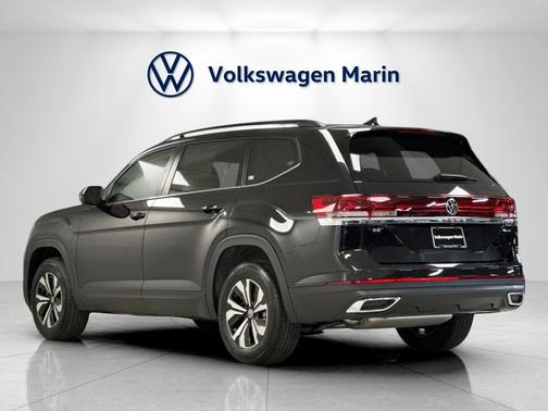 deep black pearl 2026 Volkswagen Atlas 2.0T SE