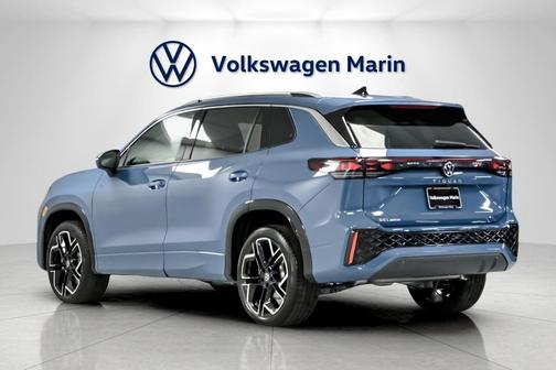 2026 Volkswagen Tiguan 2.0T SEL R-Line 4MOTION