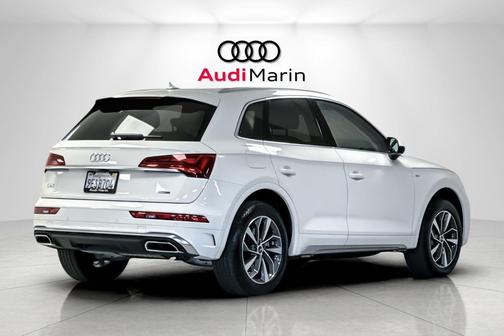 2023 Audi Q5 45 S line Premium Plus