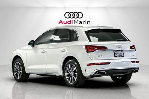 2023 Audi Q5 45 S line Premium Plus