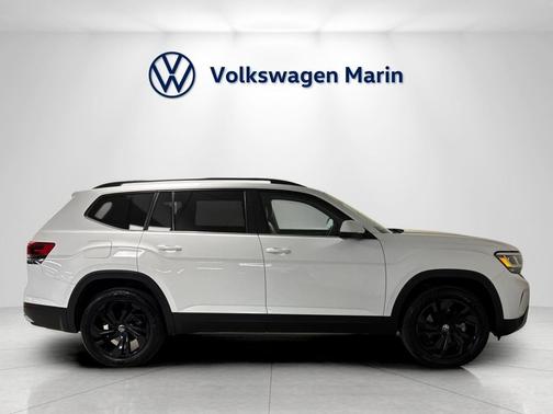 2023 Volkswagen Atlas 3.6L SE w/Technology