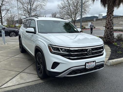 2023 Volkswagen Atlas 3.6L SE w/Technology