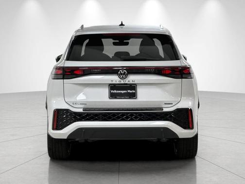 opal white pearl 2026 Volkswagen Tiguan 2.0T SEL R-Line 4MOTION
