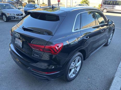 2024 Audi Q3 45 S line Premium Plus