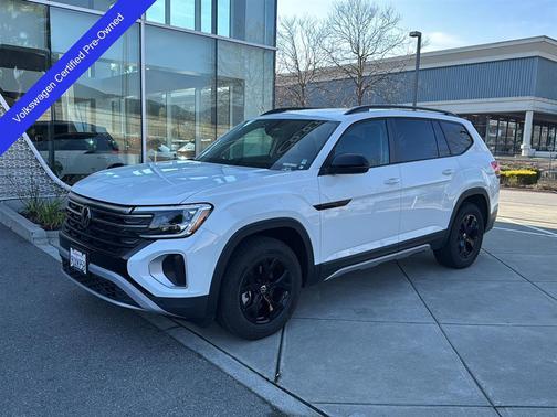 2025 Volkswagen Atlas 2.0T Peak Edition