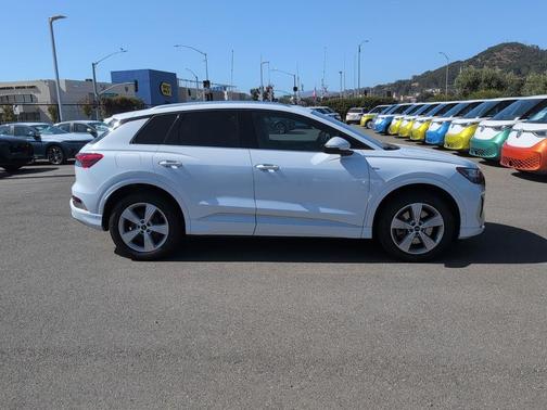 2023 Audi Q4 e-tron Prestige 50 quattro