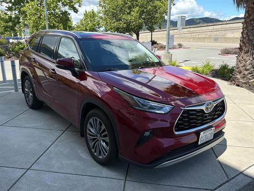 Ruby Flare Pearl 2020 Toyota Highlander Platinum