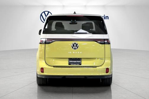 2025 Volkswagen ID. Buzz 1st Edition with 4MOTION