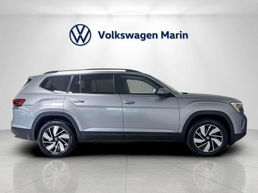 2026 Volkswagen Atlas 2.0T SE w/Technology 4MOTION