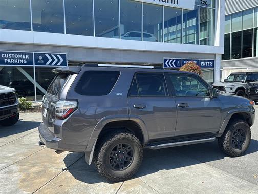 Magnetic Gray Metallic 2022 Toyota 4Runner SR5 Premium