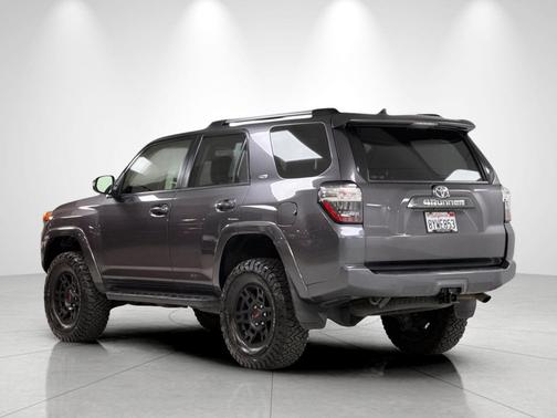 Magnetic Gray Metallic 2022 Toyota 4Runner SR5 Premium