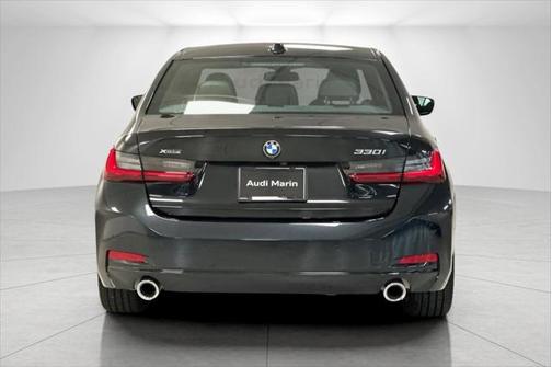 2024 BMW 330 i xDrive