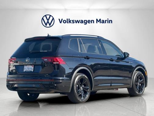 2023 Volkswagen Tiguan 2.0T SE R-Line Black