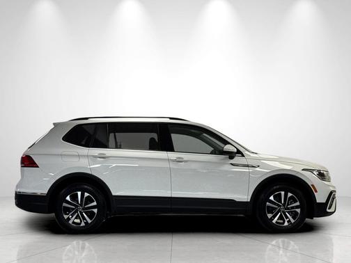 Pure White 2023 Volkswagen Tiguan 2.0T S