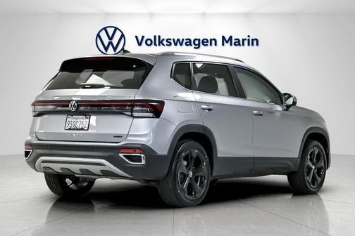 2025 Volkswagen Taos 1.5T SEL