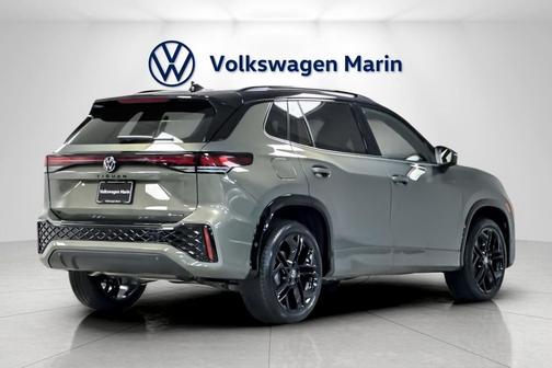 2026 Volkswagen Tiguan 2.0T SE R-Line Black 4MOTION