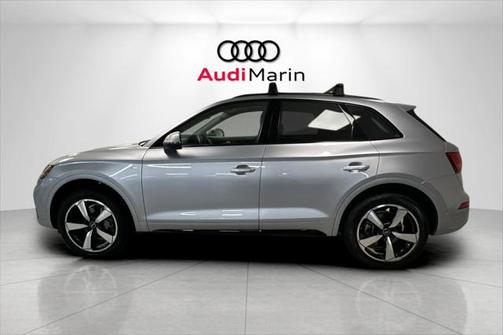 2023 Audi Q5 45 S line Prestige