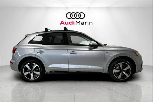 2023 Audi Q5 45 S line Prestige