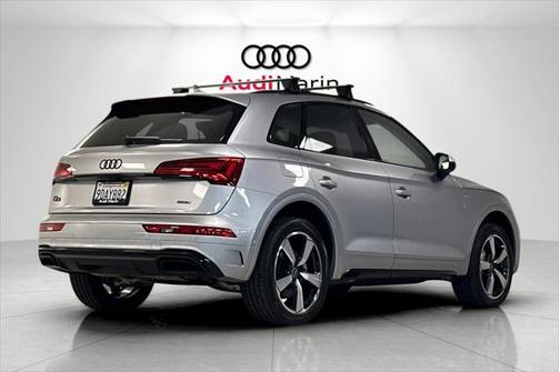 2023 Audi Q5 45 S line Prestige