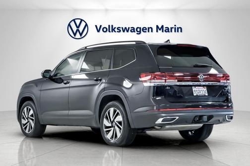 2025 Volkswagen Atlas 2.0T SE w/Technology 4MOTION