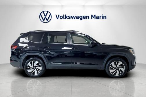 2025 Volkswagen Atlas 2.0T SE w/Technology 4MOTION