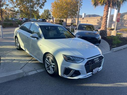 2023 Audi A4 45 S line Premium Plus