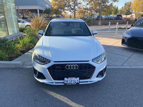 2023 Audi A4 45 S line Premium Plus