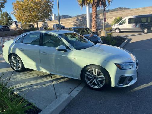 2023 Audi A4 45 S line Premium Plus