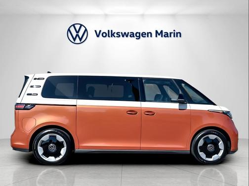 2025 Volkswagen ID. Buzz Pro S Plus