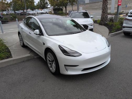 2023 Tesla Model 3 Standard Range
