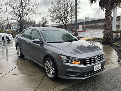 2019 Volkswagen Passat 2.0T Wolfsburg Edition