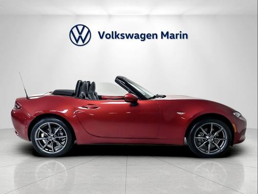2016 Mazda MX-5 Miata Grand Touring