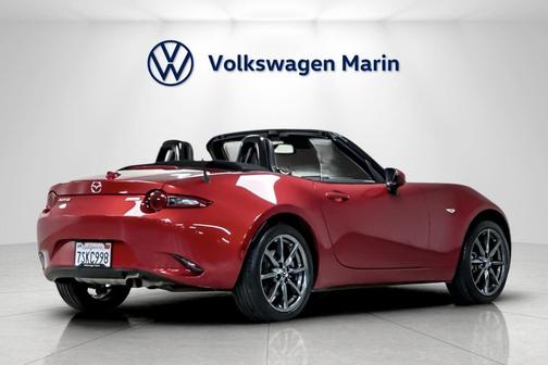 2016 Mazda MX-5 Miata Grand Touring