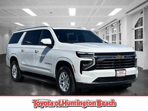 Summit White 2026 Chevrolet Suburban LT