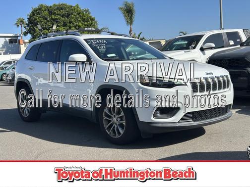 Bright White Clearcoat 2019 Jeep Cherokee Latitude Plus