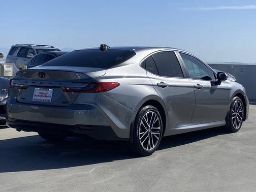 Metal 2026 Toyota Camry XLE