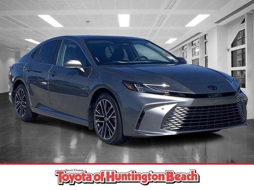 Metal 2026 Toyota Camry XLE