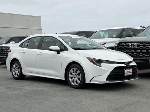 Ice 2023 Toyota Corolla LE
